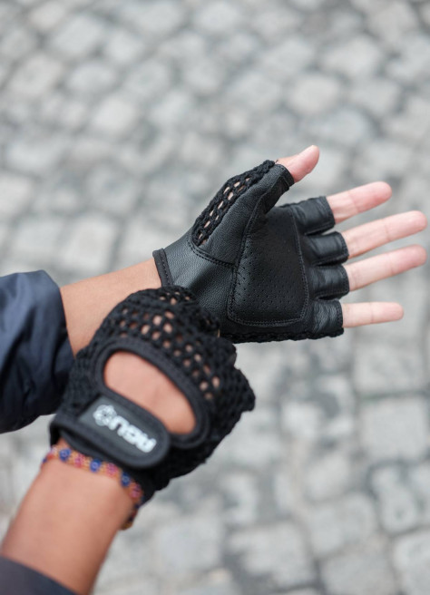 Mesh bike mitts - AGU