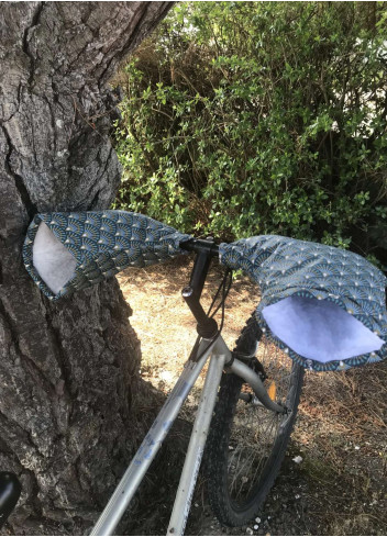 Waterproof lined bike sleeves made in France