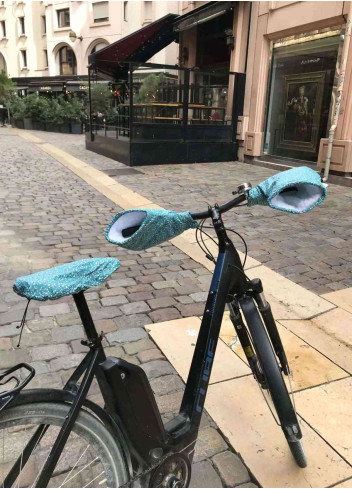 Waterproof lined bike sleeves made in France