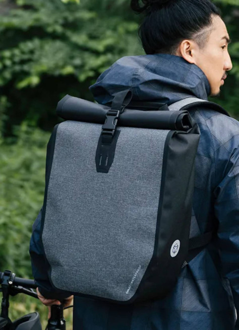 Convertible waterproof backpack - AGU
