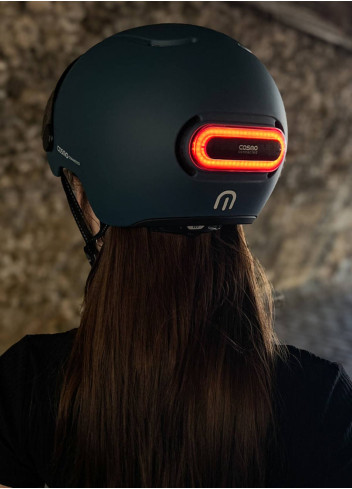 Bike helmet with visor and indicators - Cosmo