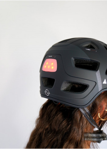 Casque vélo visière avec LED et MIPS - Cairn