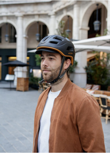 Casque vélo urbain léger et aéré avec LED - CAIRN