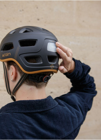 Casque vélo urbain léger et aéré avec LED - CAIRN