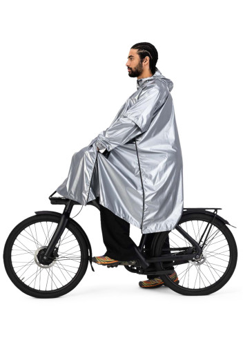 Urban cycling poncho with sleeves - Maium Amsterdam