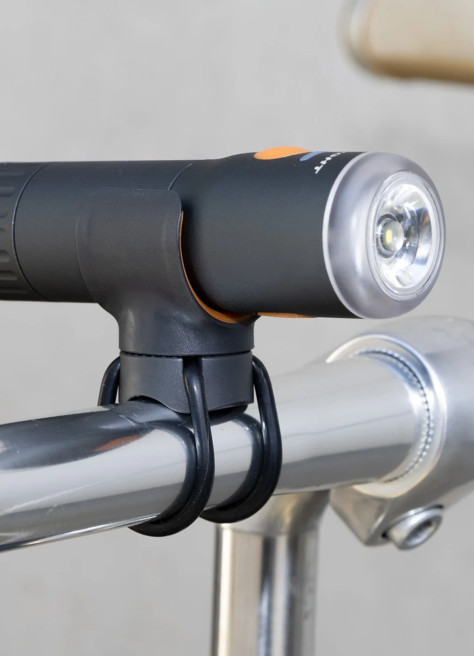 Eclairage avant ultra-puissant 700 lumens avec deux batteries - Reelight