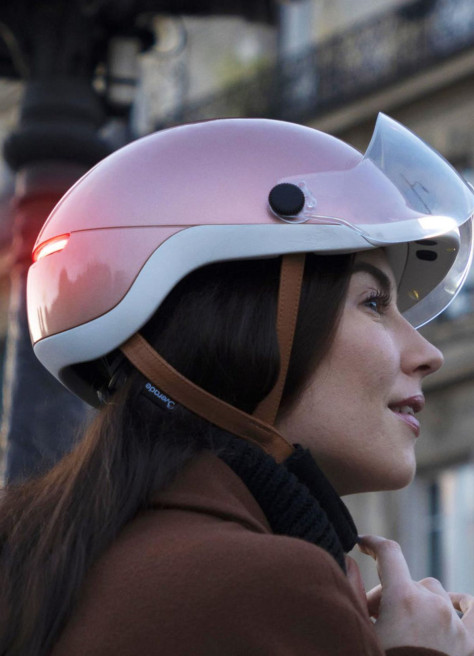 LIFE visor helmet with indicators - Overade