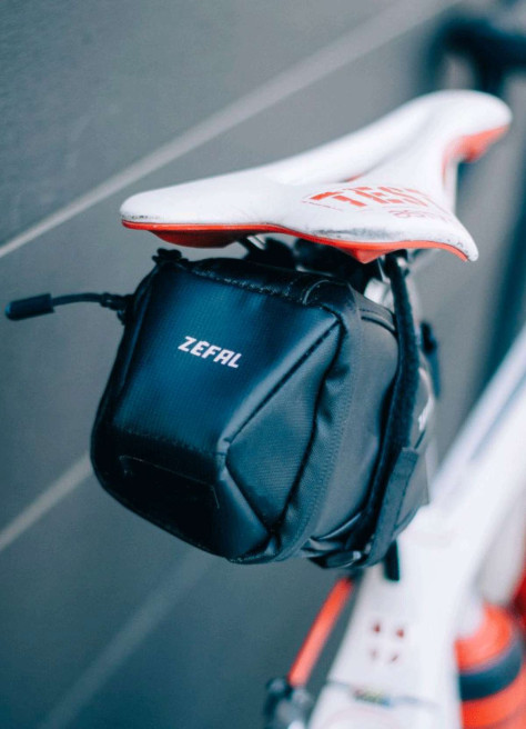 0.9L saddle bag - Zéfal
