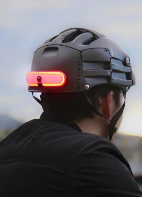 Universal flashing light for all helmets - Overade