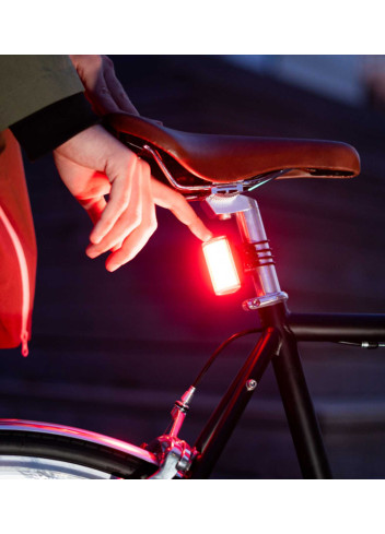 40-lumen magnetic rear light - Shapeheart