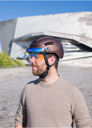 Helmet with visor, LEDs, and winter kit - Elvish