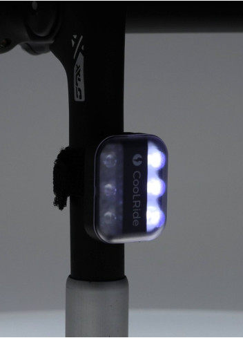 Éclairage clip avec élastiques multi-usages - Coolride Éclairage clip avec élastiques multi-usages - Coolride