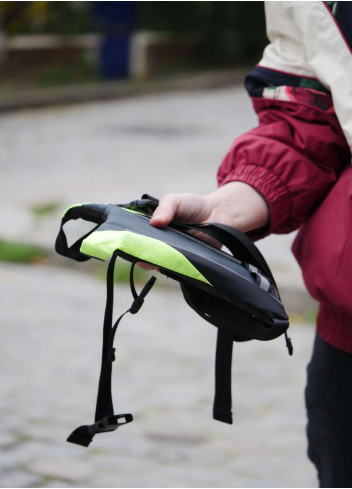 Fluorescent vest with LED indicators - Coolride