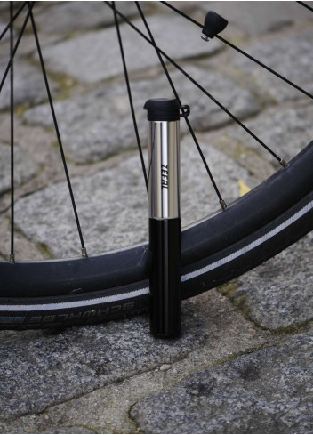 Hand pump with FC02 connector - Zéfal