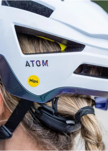 Extra lightweight bike helmet with MIPS - Cairn