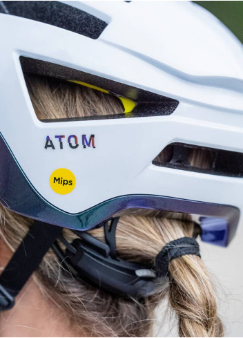 Extra lightweight bike helmet with MIPS - Cairn