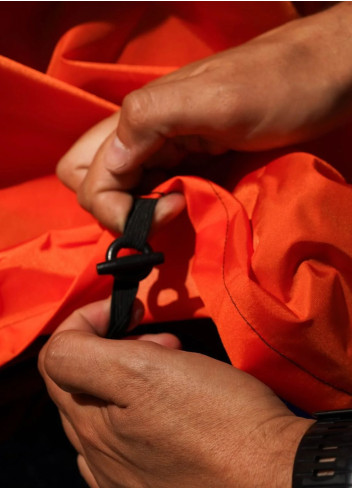 Ultra-light bicycle transport cover - Artefact