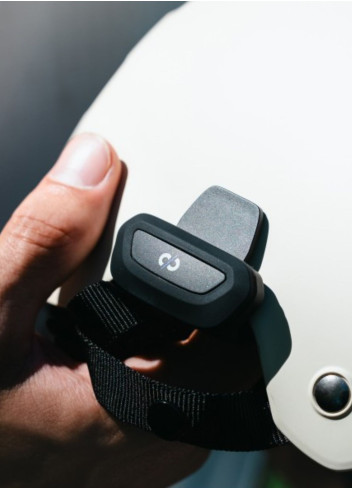 Universal Bluetooth hands-free kit for bike helmets