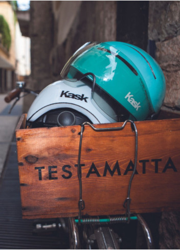 Lifestyle urban bike helmet with peak - KASK