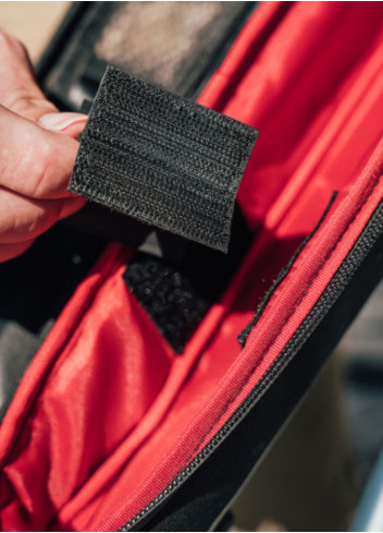 Tube Bag with Built-in Phone Holder - Zéfal