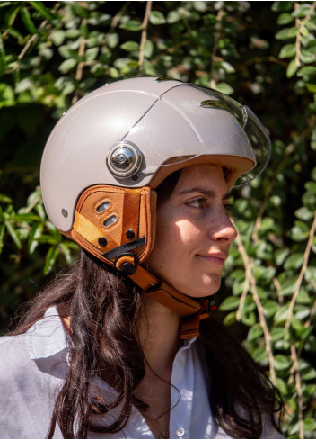 Urban helmet with visor and ear flaps - Exk