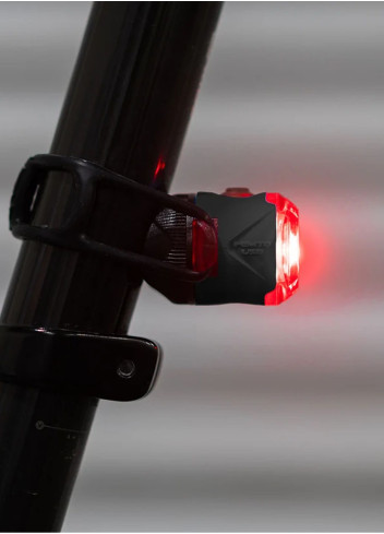 Eclairage arrière Femto vélo - Lezyne
