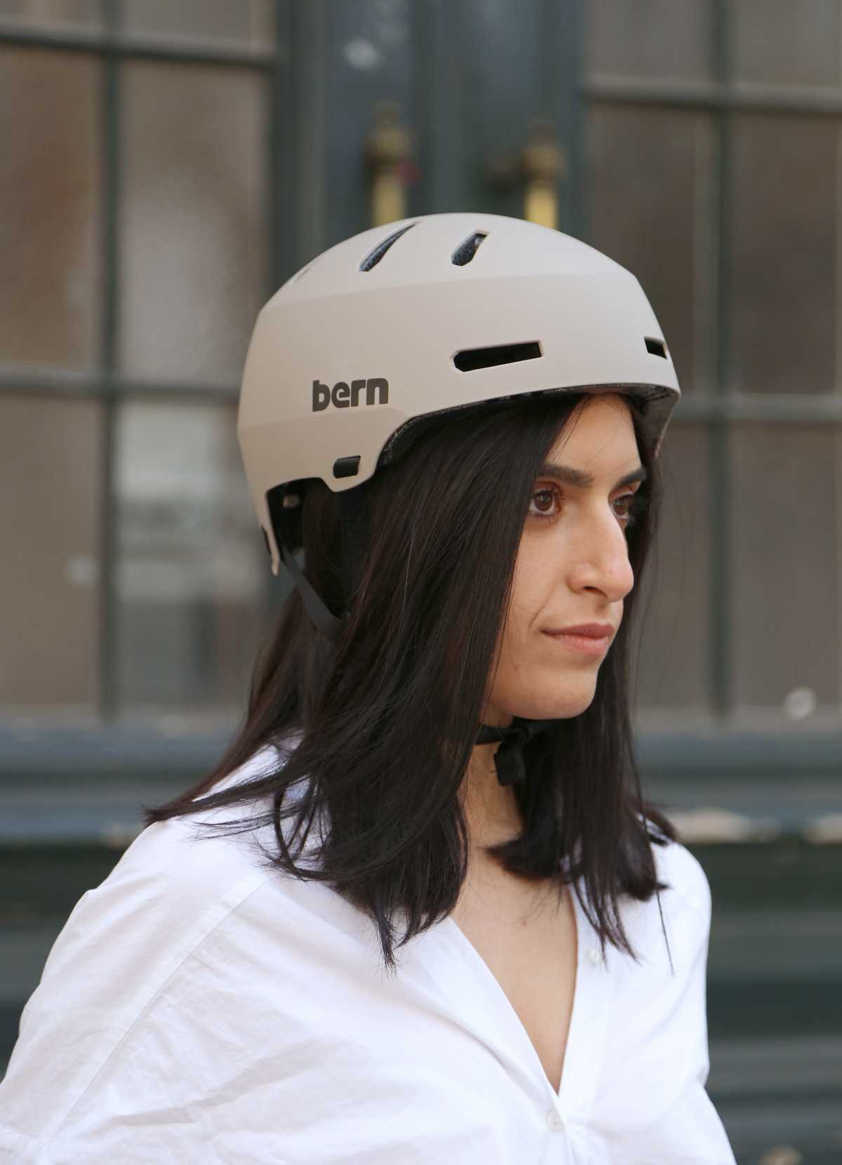 Bern macon 2.0 store helmet