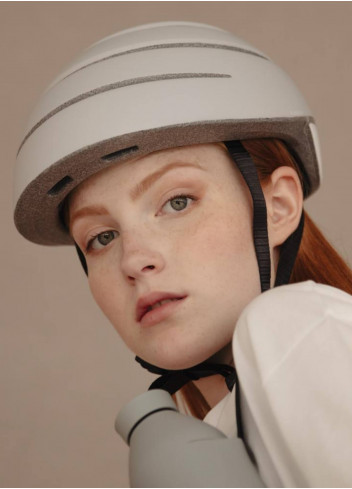 Loop helmet with white back - Closca
