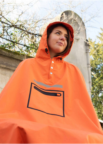 Urban cycling poncho - The People's Poncho