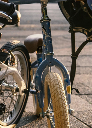 Fun reflective bike stickers - Reflective Berlin