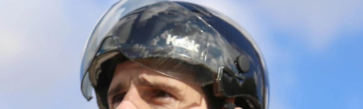 Casque vélo visière