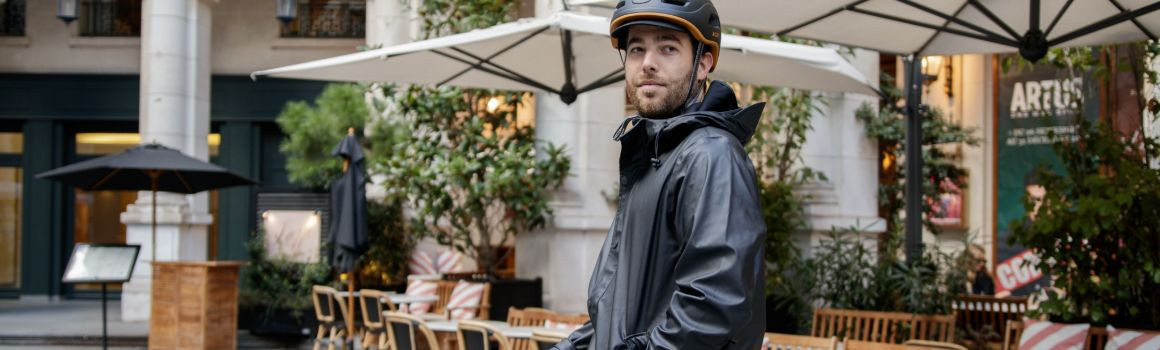 Cycling rain jackets